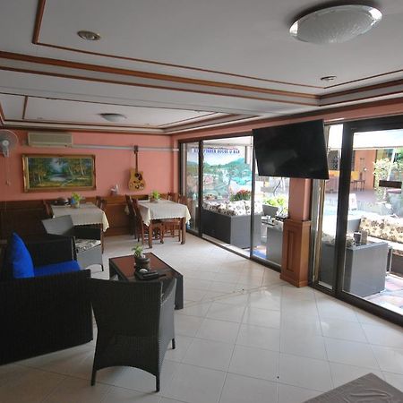 Kingfisher House & Bar Pattaya Dış mekan fotoğraf
